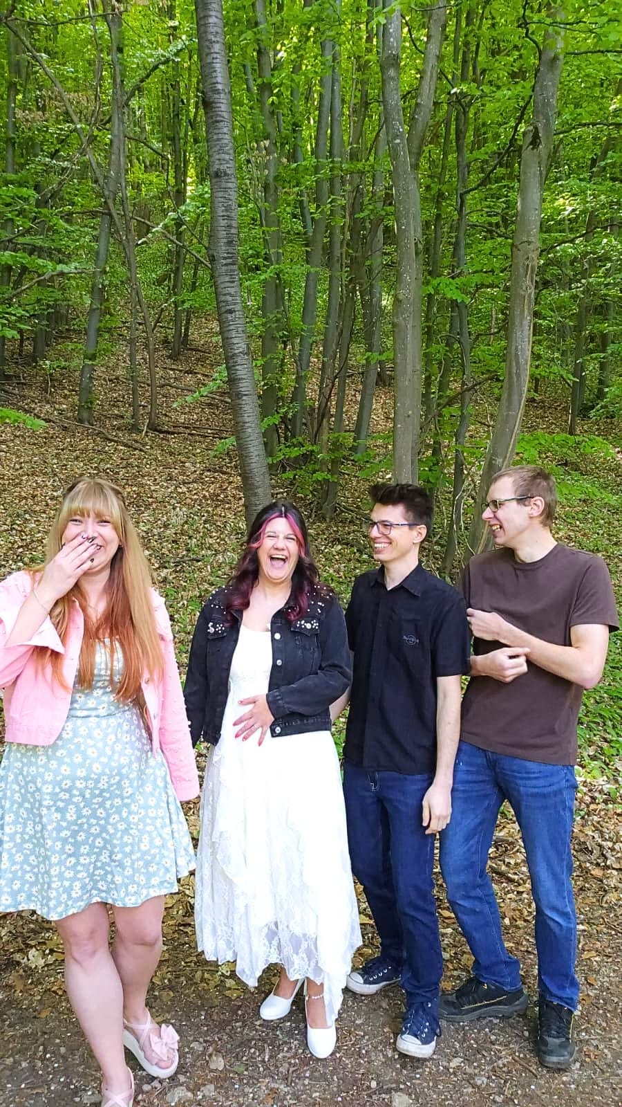 Kathi, Markus & Trauzeugen